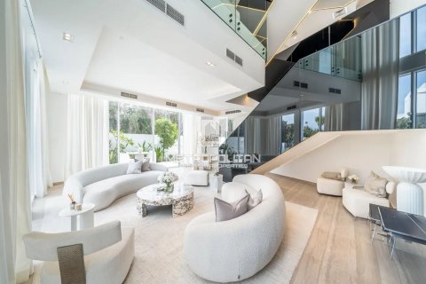 Townhouse in Al Barari, Dubai 4 bedrooms, 180 sq.m. № 74160 - photo 12