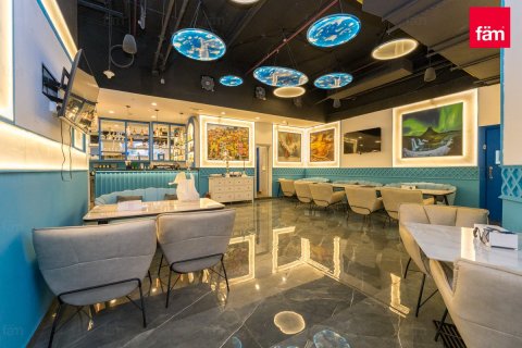 Shop in Dubai Marina, Dubai 224.1 sq.m. № 67548 - photo 2