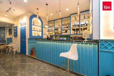 Shop in Dubai Marina, Dubai 224.1 sq.m. № 67548 - photo 1