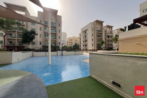 Apartamento en Dubai, 2 dormitorios, 101.7 m², № 67549 - foto 1