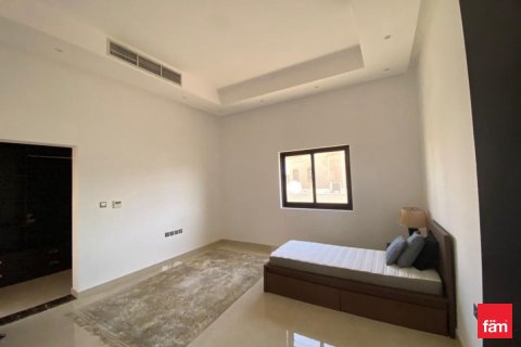 Villa in Dubai 4 bedrooms, 1356.4 sq.m. № 67545 - photo 16