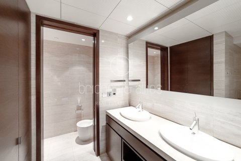 Apartment in Downtown Dubai (Downtown Burj Dubai), Dubai 2 bedrooms, 177 sq.m. № 78032 - photo 19