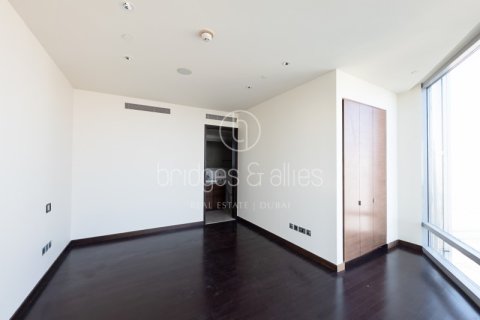 Apartment in Downtown Dubai (Downtown Burj Dubai), Dubai 2 bedrooms, 177 sq.m. № 78032 - photo 13
