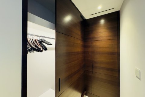 Apartment in Downtown Dubai (Downtown Burj Dubai), Dubai 3 bedrooms, 225 sq.m. № 78031 - photo 24