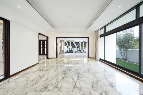 Снять в аренду виллу в Дубай Хилс Эстейт, Дубай: 6 спален, 1003м², № 22079 - фото 2