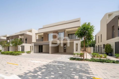 Снять в аренду виллу в Tilal Al Ghaf, Дубай: 4 спальни, 316м², № 22078 - фото 22