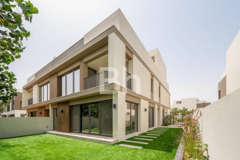 Снять в аренду виллу в Tilal Al Ghaf, Дубай: 4 спальни, 316м², № 22078 - фото 21