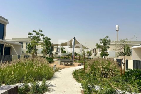 Villa in Tilal Al Ghaf, Dubai 6 bedrooms, 818 sq.m. № 22074 - photo 15