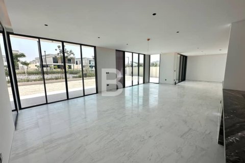 Villa in Tilal Al Ghaf, Dubai 6 bedrooms, 818 sq.m. № 22074 - photo 11