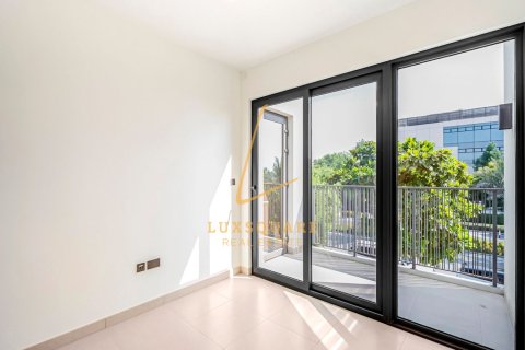 Снять в аренду виллу в Tilal Al Ghaf, Дубай: 3 спальни, 141м², № 89804 - фото 11