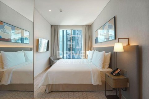 Apartment in Vida Residences Dubai Mall, Downtown Dubai (Downtown Burj Dubai), Dubai 2 bedrooms, 100.15 sq.m. № 128453 - photo 10
