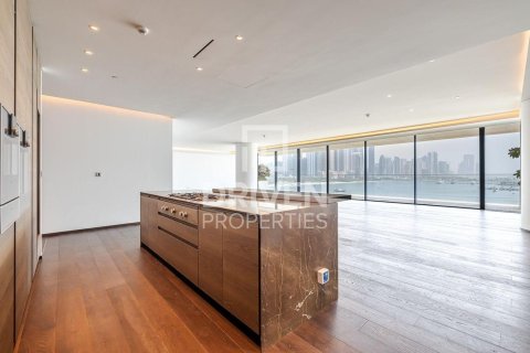 Penthouse in One at Palm Jumeirah, Palm Jumeirah, Dubai 4 bedrooms, 509.11 sq.m. № 128440 - photo 15
