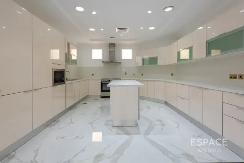 Villa en Palm Jumeirah, Dubai, 6 dormitorios, 505 m², № 71148 - foto 6