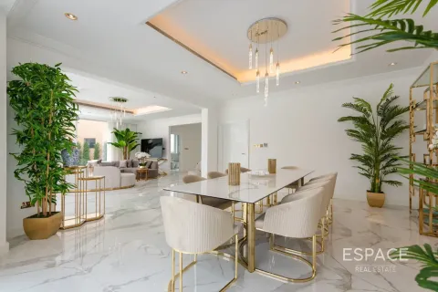 Villa en Palm Jumeirah, Dubai, 6 dormitorios, 505 m², № 71148 - foto 5