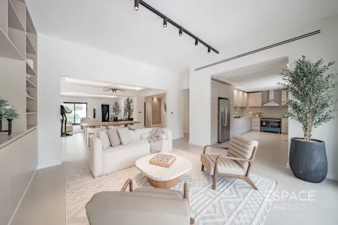 Villa à Meadows, Dubai, 4 chambres, 373 m², № 71163 - photo 4