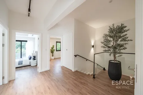 Villa à Meadows, Dubai, 4 chambres, 373 m², № 71163 - photo 11