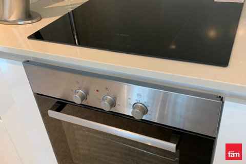 Снять в аренду квартиру в Дубае: 2 спальни, 102.5м², № 72376 - фото 14