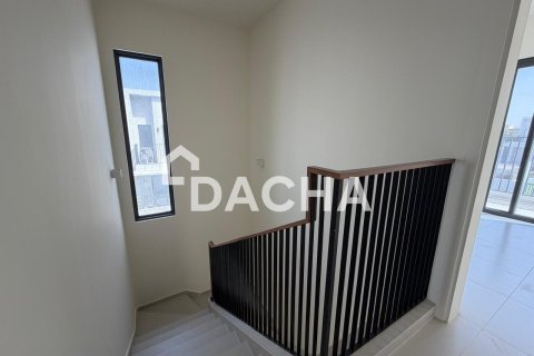 Townhouse in EMAAR South, Dubai South (Dubai World Central), Dubai 4 bedrooms, 237 sq.m. № 111667 - photo 7