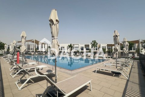Townhouse in EMAAR South, Dubai South (Dubai World Central), Dubai 4 bedrooms, 237 sq.m. № 111667 - photo 5