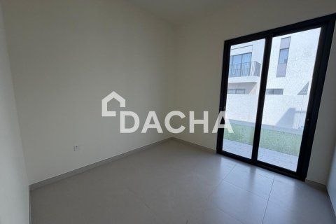 Townhouse in EMAAR South, Dubai South (Dubai World Central), Dubai 4 bedrooms, 237 sq.m. № 111667 - photo 9