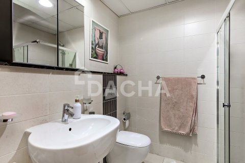 Villa in Jumeirah Village Circle, Dubai 4 bedrooms, 352 sq.m. № 111661 - photo 14