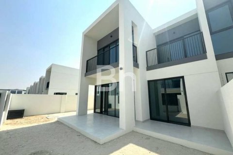 تاون هاوس في Town Square, دبي 4 غرف نوم, 379 م² رقم 24231 - صورة 1