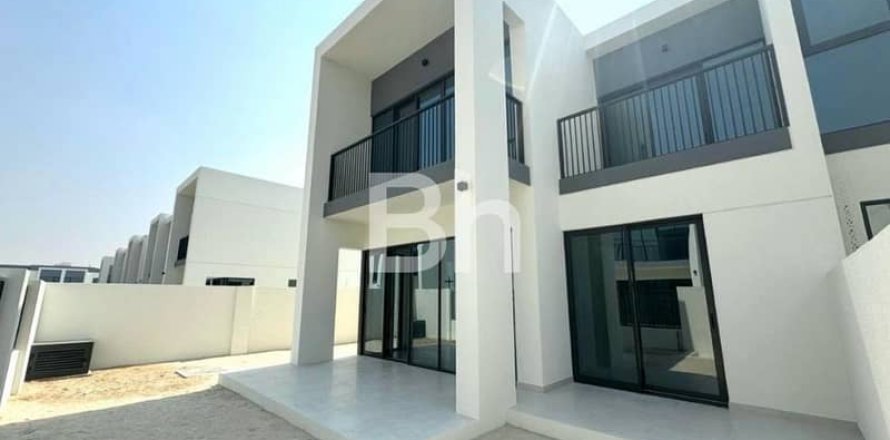 تاون هاوس في Town Square, دبي 4 غرف نوم, 379 م² رقم 24231