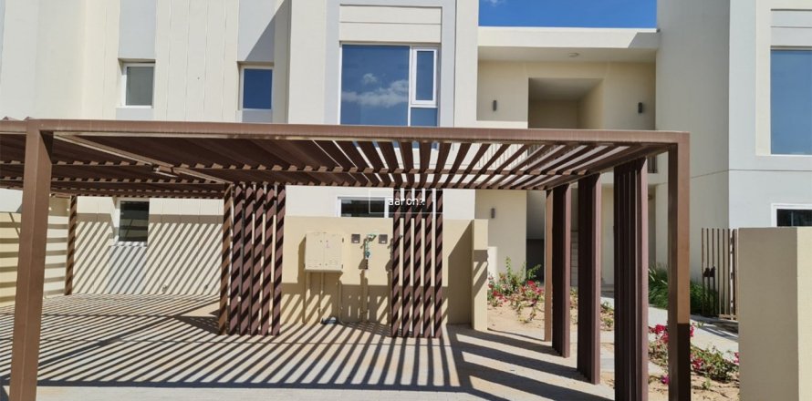Apartment in Dubai 2 bedrooms, 151.1 sq.m. № 20997