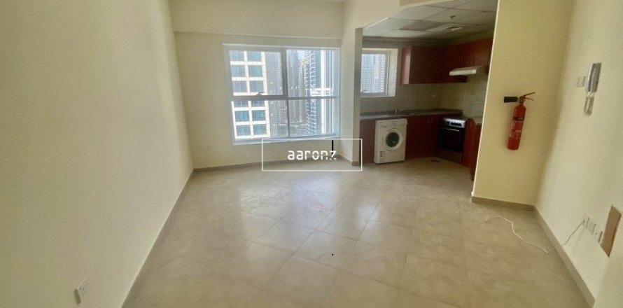 Apartment in Jumeirah Lake Towers, Dubai 2 bedrooms, 64.1 sq.m. № 21001