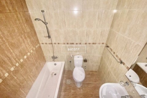 Apartment in Jumeirah Lake Towers, Dubai 2 bedrooms, 64.1 sq.m. № 21001 - photo 11
