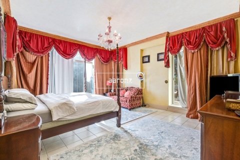 Apartment in Dubai Marina, Dubai 5 bedrooms, 415.4 sq.m. № 20999 - photo 10