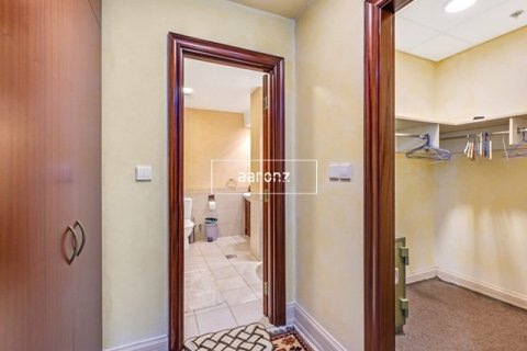 Apartment in Dubai Marina, Dubai 5 bedrooms, 415.4 sq.m. № 20999 - photo 23