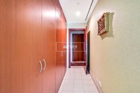 Apartment in Dubai Marina, Dubai 5 bedrooms, 415.4 sq.m. № 20999 - photo 24
