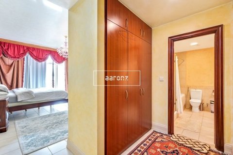 Apartment in Dubai Marina, Dubai 5 bedrooms, 415.4 sq.m. № 20999 - photo 19