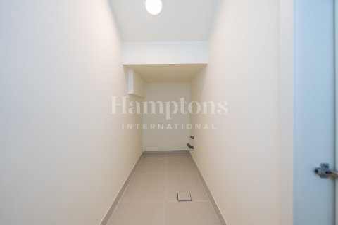 Снять в аренду виллу в Dubai South (Dubai World Central), Дубай: 4 спальни, 204.38660000м², № 12997 - фото 7