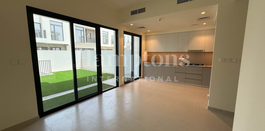 Villa in Dubai South (Dubai World Central), Dubai 3 bedrooms, 144.278 sq.m. № 12996