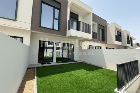 Villa in Dubai South (Dubai World Central), Dubai 3 bedrooms, 144.27835900 sq.m. № 12996 - photo 14