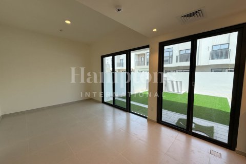 Villa in Dubai South (Dubai World Central), Dubai 3 bedrooms, 144.27835900 sq.m. № 12996 - photo 3