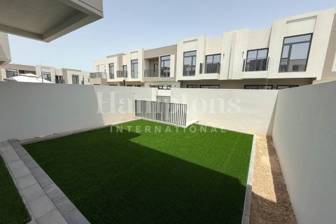 Villa in Dubai South (Dubai World Central), Dubai 3 bedrooms, 144.27835900 sq.m. № 12996 - photo 13