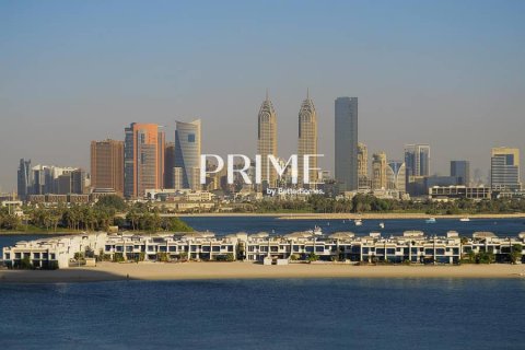 Apartment in Palm Jumeirah, Dubai 3 bedrooms, 211 sq.m. № 56691 - photo 2