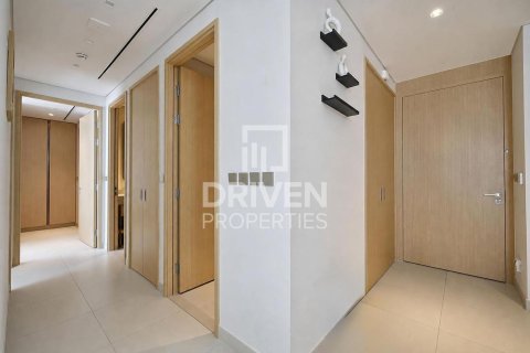 Apartment in Vida Residences Dubai Mall, Downtown Dubai (Downtown Burj Dubai), Dubai 2 bedrooms, 92.53 sq.m. № 138582 - photo 11