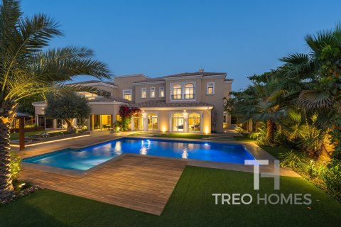 Villa in Arabian Ranches, Dubai 6 bedrooms, 950 sq.m. № 16292 - photo 1