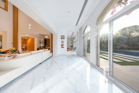 Villa in Arabian Ranches, Dubai 6 bedrooms, 950 sq.m. № 16292 - photo 14