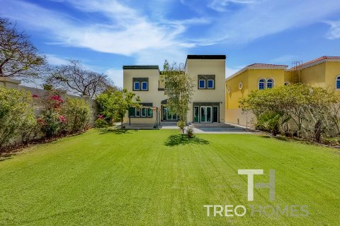 Villa in Regional, Jumeirah Park, Dubai 3 bedrooms, 285 sq.m. № 16300 - photo 2