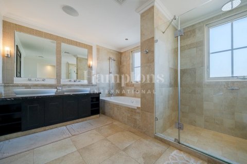 Villa en Hillside at Jumeirah Golf Estates, Jumeirah Golf Estates, Dubai, 4 dormitorios, 347.17851100 m², № 16271 - foto 17
