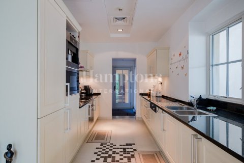 Villa en Hillside at Jumeirah Golf Estates, Jumeirah Golf Estates, Dubai, 4 dormitorios, 347.17851100 m², № 16271 - foto 9