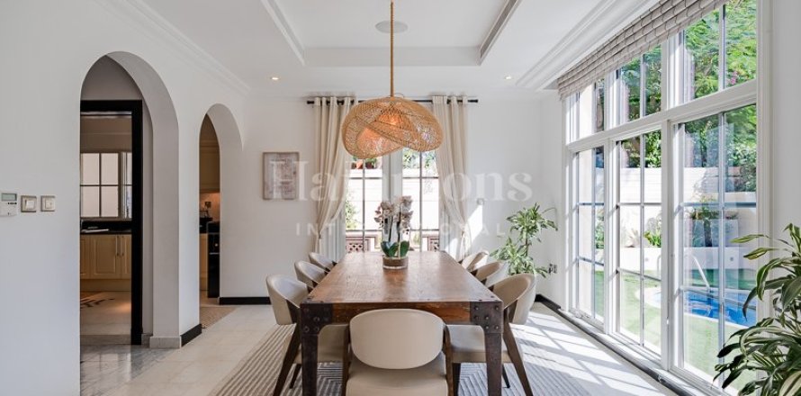 Villa en Hillside at Jumeirah Golf Estates, Jumeirah Golf Estates, Dubai, 4 dormitorios, 347.178 m², № 16271