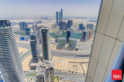 Apartment in Downtown Dubai (Downtown Burj Dubai), Dubai 1 bedroom, 99.6 sq.m. № 40204 - photo 2