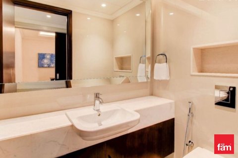 Apartment in Downtown Dubai (Downtown Burj Dubai), Dubai 1 bedroom, 99.6 sq.m. № 40204 - photo 20