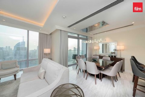 Apartment in Downtown Dubai (Downtown Burj Dubai), Dubai 4 bedrooms, 225 sq.m. № 40205 - photo 2